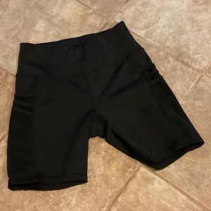 Women's Black volleyball / bootie Shorts with mesh side pockets size medium
